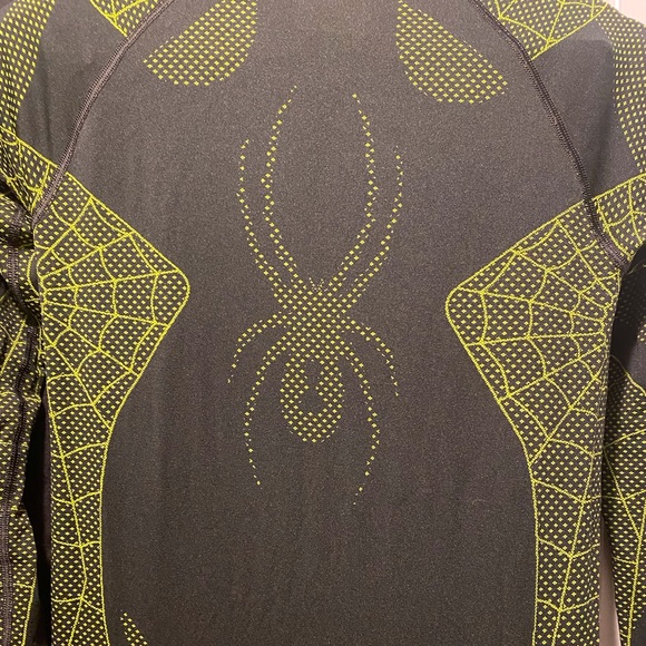 One set of Spyder Caden base layer top and bottoms red or green L/XL kids - Picture 6 of 15